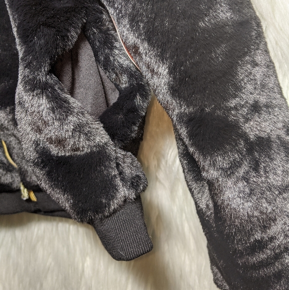 NWT Faux Fur Black Bomber - Picture 7 of 11